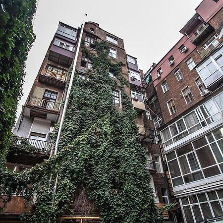 Two-Floor City Center Apartments & Studio Kharkiv Exterior photo